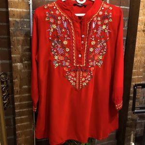 E U C !64 sixty five boho tunic embroidered S : L